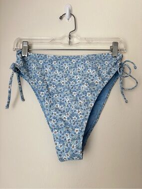 Abercrombie & Fitch Floral High Leg Cheeky Bikini Swim Bottoms Size Medium NEW